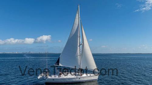 Hunter 45DS Tekniset tiedot ja arvostelut